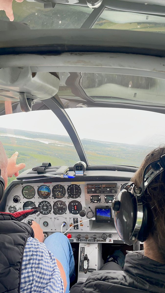 CollegeBarres's tweet photo. Week-end exceptionnel Raid Perséphone : vol en avion ✈️, canoë-kayak 🛶, plongée 🤿, accro-pont, tyrolienne, escrime🤺, carabine , tir à l’arc en courbe 🏹, le morse… Une belle diversité d’épreuves pour se dépasser ensemble 🤜🤛 + visite de la cathédrale de Verdun et l’ossuaire https://t.co/bT8mkvpVdR