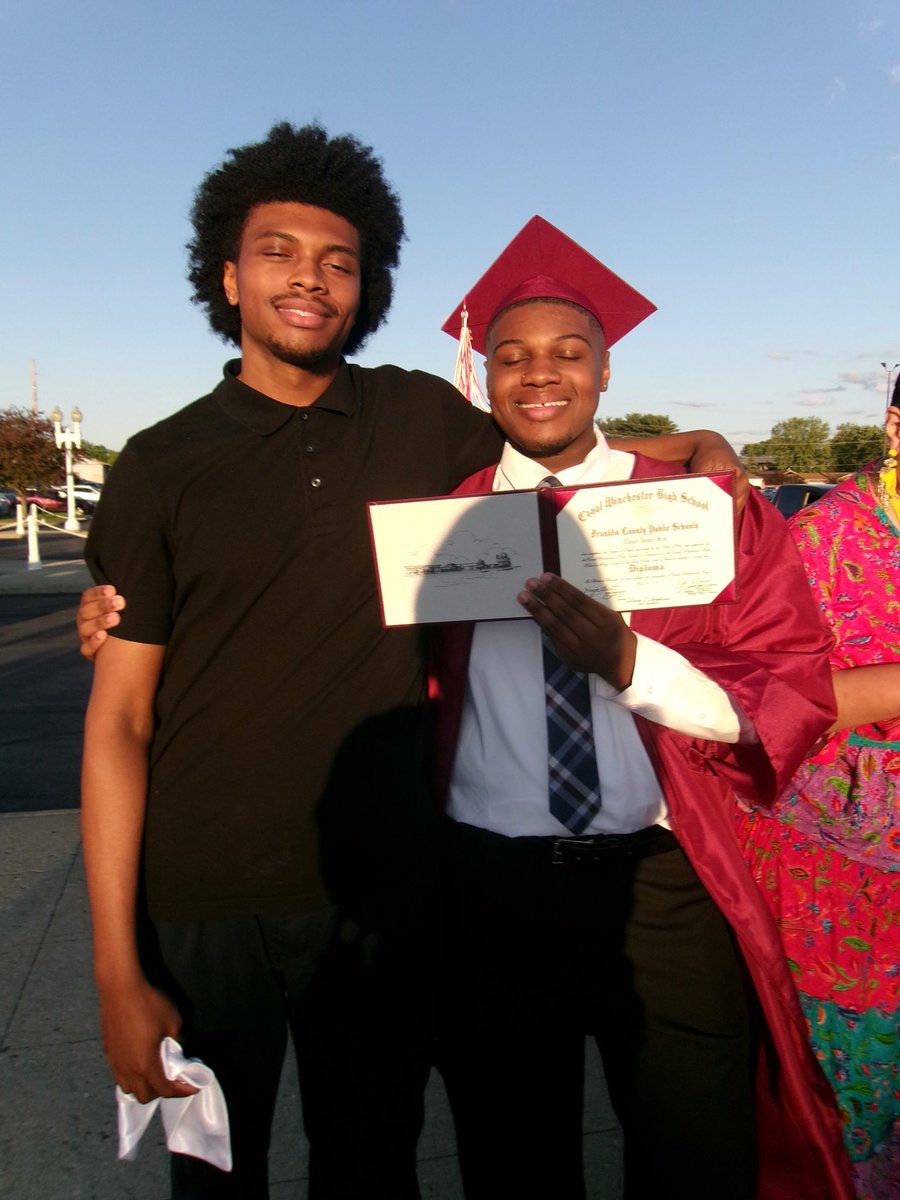 bmanticpuddle's tweet photo. forever my brothers keeper❤️‍🩹 https://t.co/wbtAa928h4