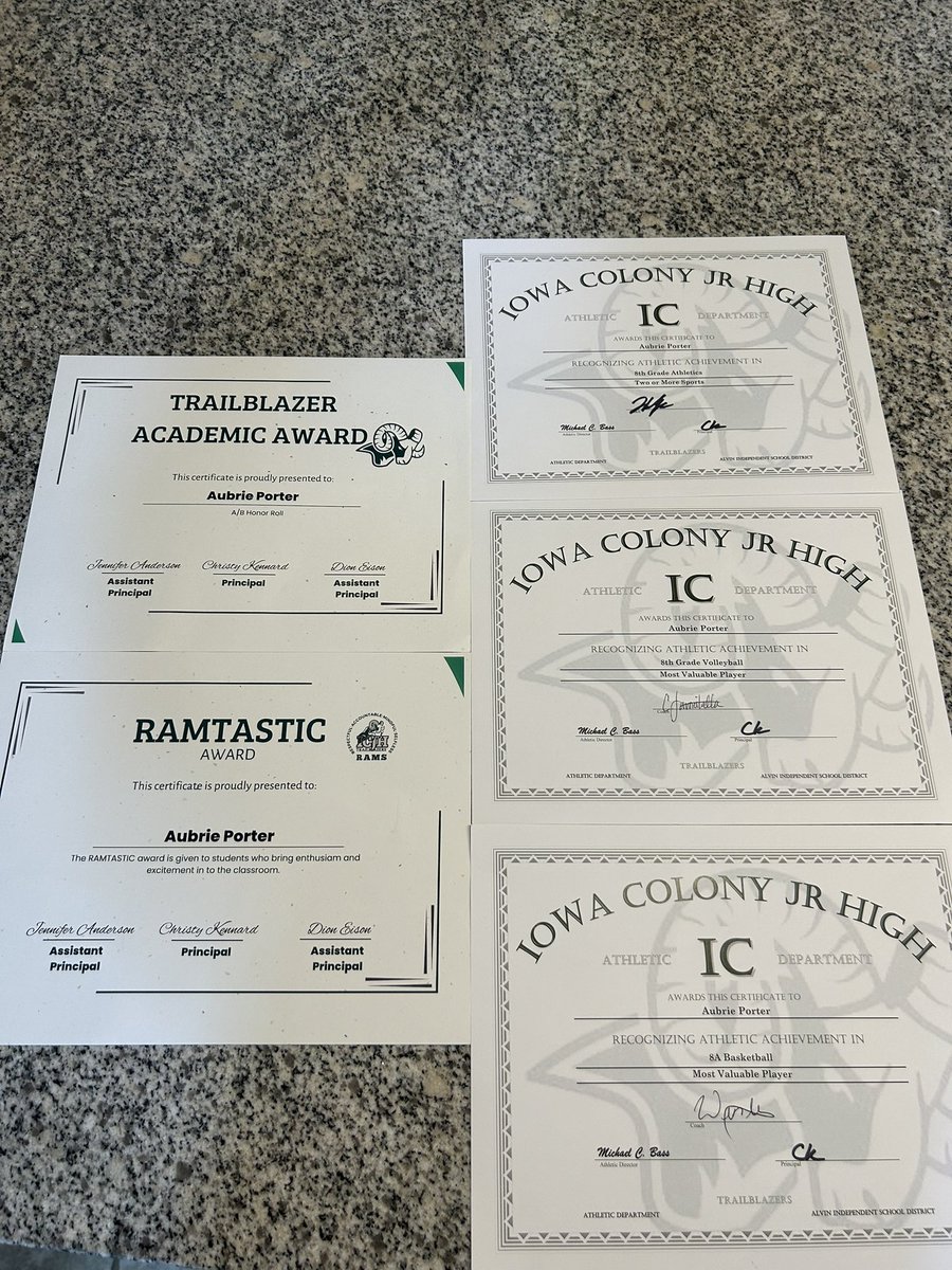 AubriePort2029's tweet image. Wrapped up 8th grade with a bang! 📚 All Academic, Ramstastic Award, Basketball MVP🏀, Volleyball MVP🏐 Freshman year here I come🔥
@14ujazz @ImpactGoldOrg @jazzvesely