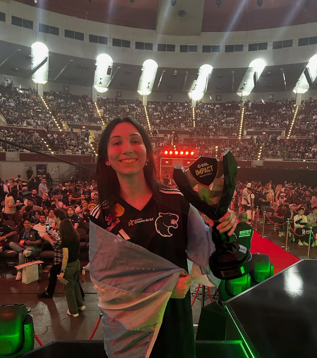 infocsarg (@infocsarg) on Twitter photo Campeona del mundo. Jugadora Argentina en el mejor equipo brasileño. La bandera en lo más alto.
Simplemente <a href="/LuDubra/">lulitenz ;)</a> 🇦🇷 Campeona del mundo. Jugadora Argentina en el mejor equipo brasileño. La bandera en lo más alto.
Simplemente <a href="/LuDubra/">lulitenz ;)</a> 🇦🇷