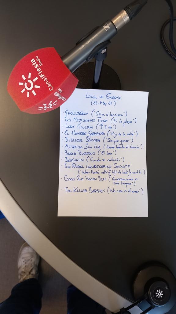 Abrimosos <a href="/LocalDeEnsayo/">Local de Ensayo</a>, en <a href="/canalfiesta/">Canal Fiesta Radio</a>, con <a href="/ghouljaboy/">Dante</a> <a href="/MushroomPillow/">Mushroom Pillow</a>, <a href="/LosMejillones/">Los Mejillones Tigre</a>, <a href="/ladycoulsonband/">Lady Coulson</a>, <a href="/hombregarabato/">El Hombre Garabato</a>, #BiblicalSoccer <a href="/MariliansR/">Marilians Records</a> , #EstrellaSinLuz, <a href="/BlackDucados/">Black Ducados</a>, #Bankunin, #TheRoyalLandscapingSociety, <a href="/CosasQHacenBum/">Cosas Que Hacen Bum</a> y #TheKillerBarbies <a href="/Subterfugerec/">Subterfuge Records</a>