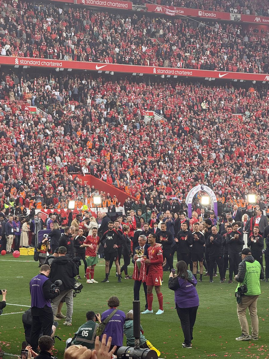 masonn_05's tweet photo. Everything and more that 🔴🏆 https://t.co/OtPIcRf33d