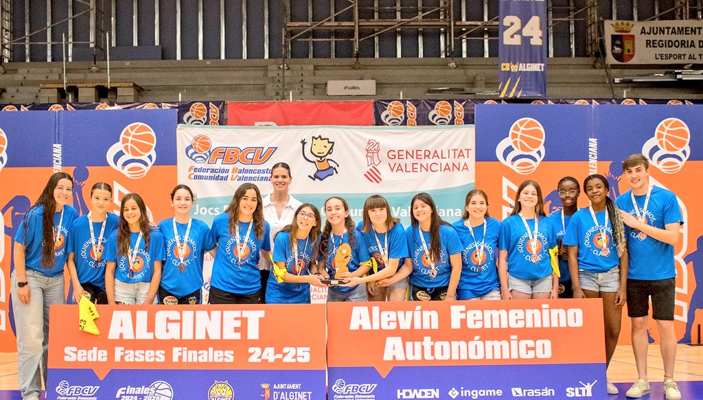CBClaret's tweet photo. Terceras de la Comunidad Valenciana 🥉
Próxima parada... Campeonato de España en Málaga 💪🏀 #jueganellasganamostodos #goPickenclaret #orgulloAmarillo https://t.co/4KnQMdx00f