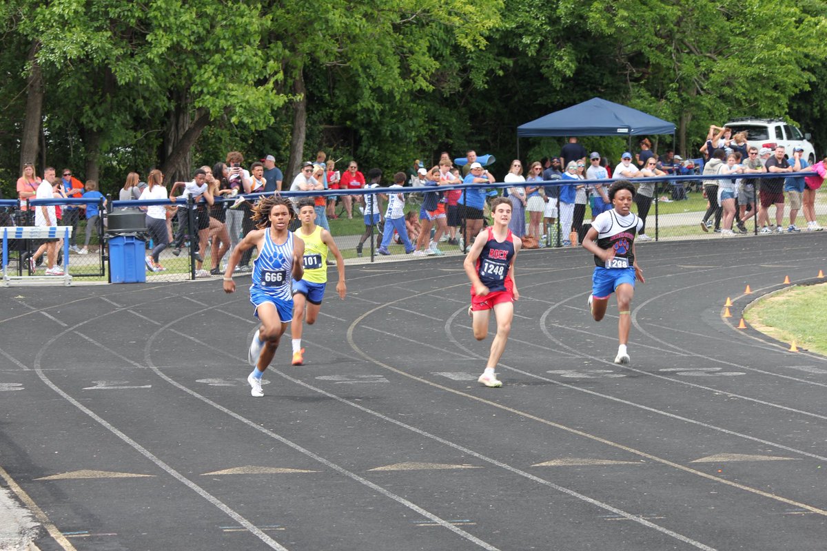 ScottieTrack's tweet image. What a showing we had yesterday! Big shoutout to Cayden Ward class of 2030, breaking the school record for middle school in the 200 Meter. 24.65
@coachjstinson
@GHSScottieSport