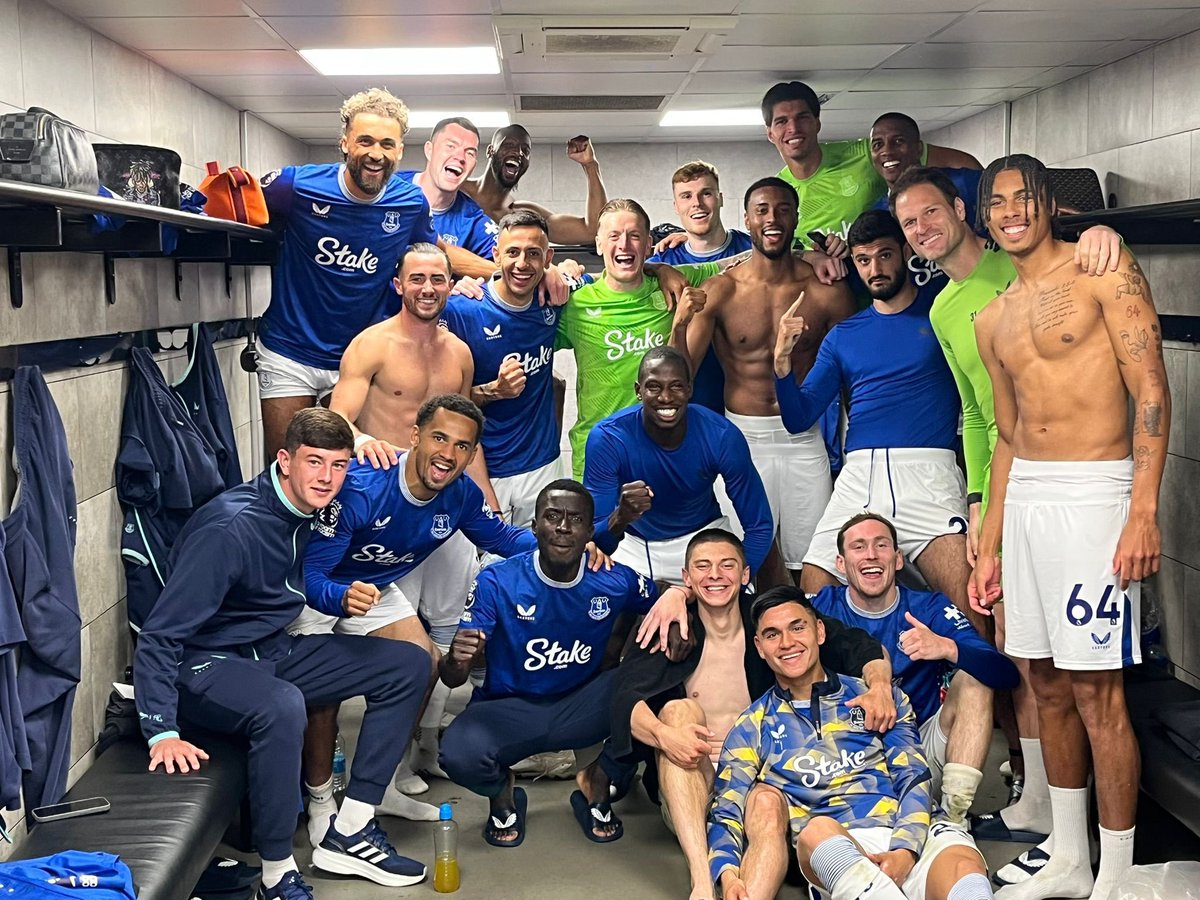 Team, Togetherness, Team Spirit. Yes there’s a few missing but I’ve loved every minute with you all, what a bond I’ve made and I will continue to follow you all! Thanks Boys it’s been a pleasure sharing these 2 seasons with you 🤘🏾💙 🎤 Drop