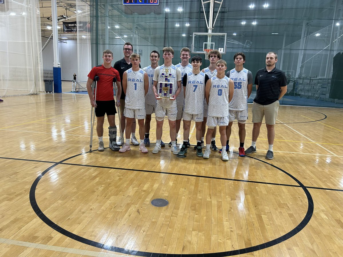 Great weekend, ended up winning the championship! Love playing with these guys!