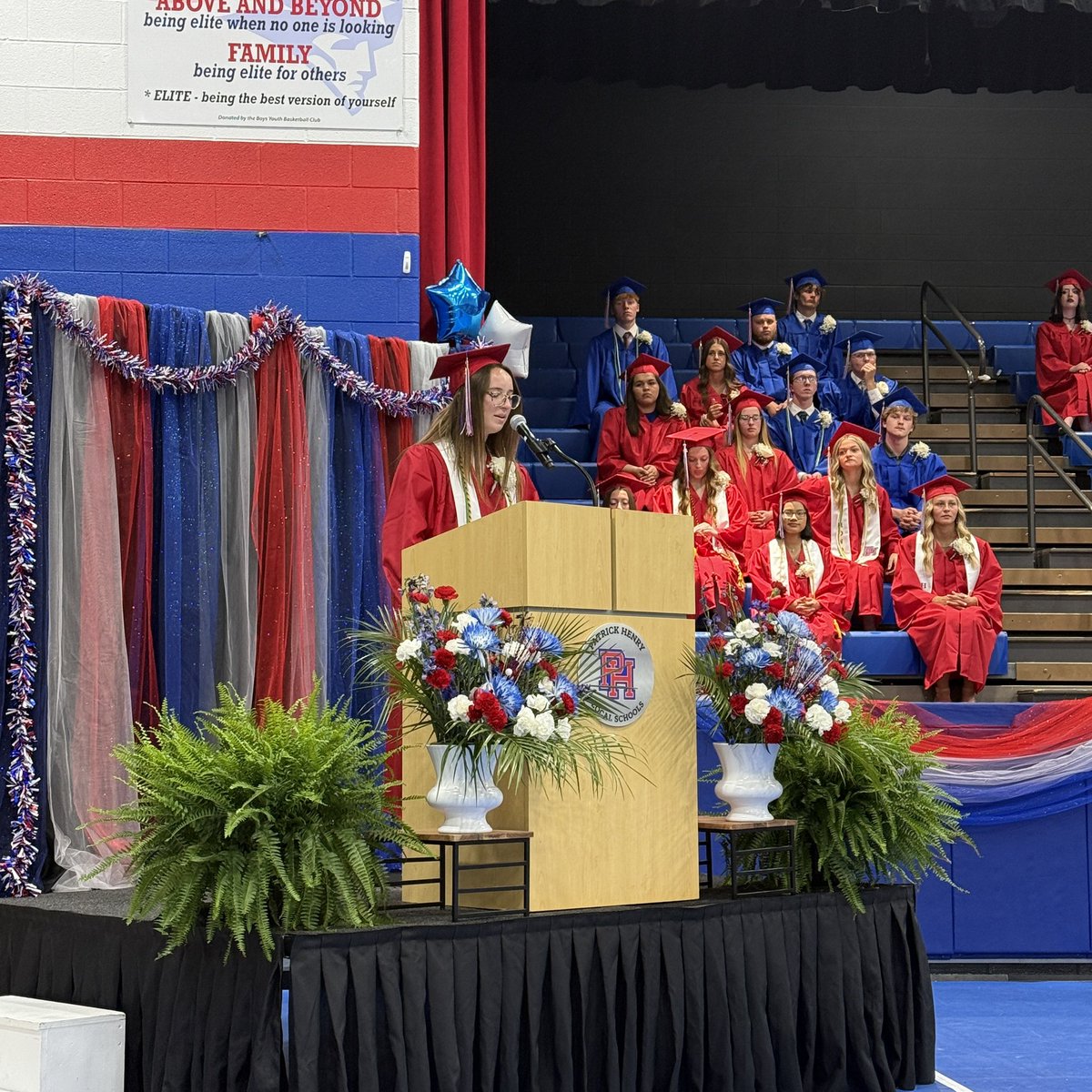 PHPatriotsHS's tweet image. Congratulations to the Class of 2025!!! #PHStrong
