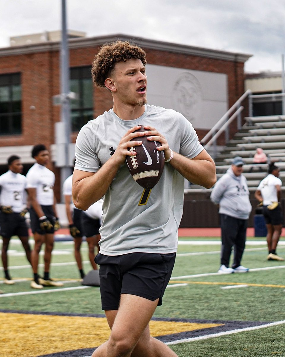 Osiris Lopez โ26 (@osirislopez_) on Twitter photo Had a great time yesterday at UA camp ๐๐ฝ <a href="/TheUCReport/">Billy Tucker</a> <a href="/M2_QBacademy/">M2 QB Academy</a>
<a href="/Coach_DGates/">Devin Gates</a> <a href="/CanterburyCoach/">Coach Canterbury</a> <a href="/CCUCoachDrew/">Drew Hollingshead</a> Had a great time yesterday at UA camp ๐๐ฝ <a href="/TheUCReport/">Billy Tucker</a> <a href="/M2_QBacademy/">M2 QB Academy</a>
<a href="/Coach_DGates/">Devin Gates</a> <a href="/CanterburyCoach/">Coach Canterbury</a> <a href="/CCUCoachDrew/">Drew Hollingshead</a>