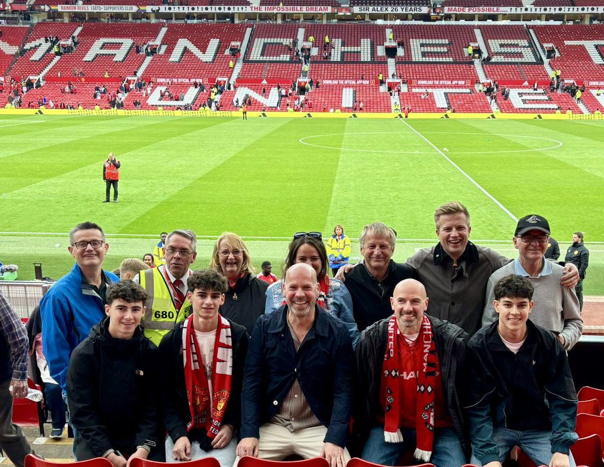PropertyRunner (@propertyrunner) on Twitter photo This is what itโs all about. The club have taken this away. 30 years and no f**ks given #GlazersAndRatcliffeOut <a href="/barneyrednews/">Barney @Red News</a> <a href="/UnitedStandMUFC/">The United Stand</a> This is what itโs all about. The club have taken this away. 30 years and no f**ks given #GlazersAndRatcliffeOut <a href="/barneyrednews/">Barney @Red News</a> <a href="/UnitedStandMUFC/">The United Stand</a>
