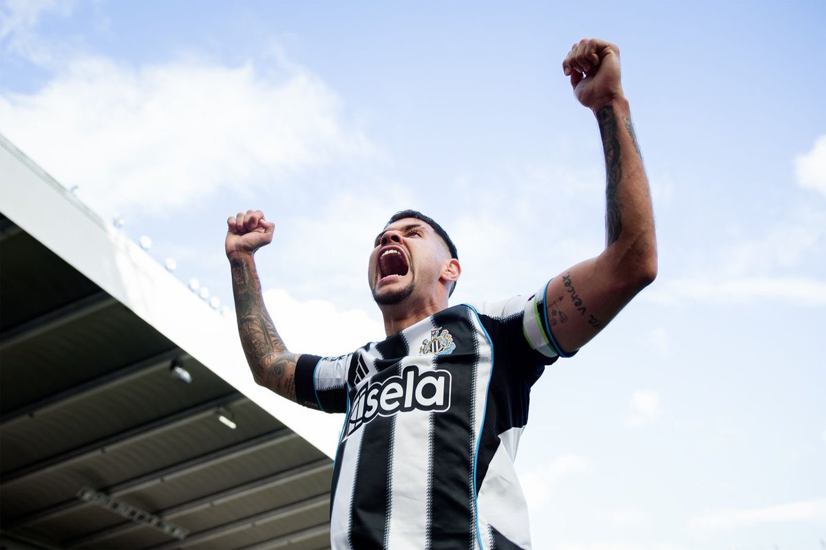 brunoog97's tweet image. What a season — one I’ll never forget. I couldn’t be prouder of this team and our incredible fans. Together, we’ve written the most unforgettable chapter in the club’s history. After 70 long years, we brought home a trophy — and got the Champions League twice in three years. A…