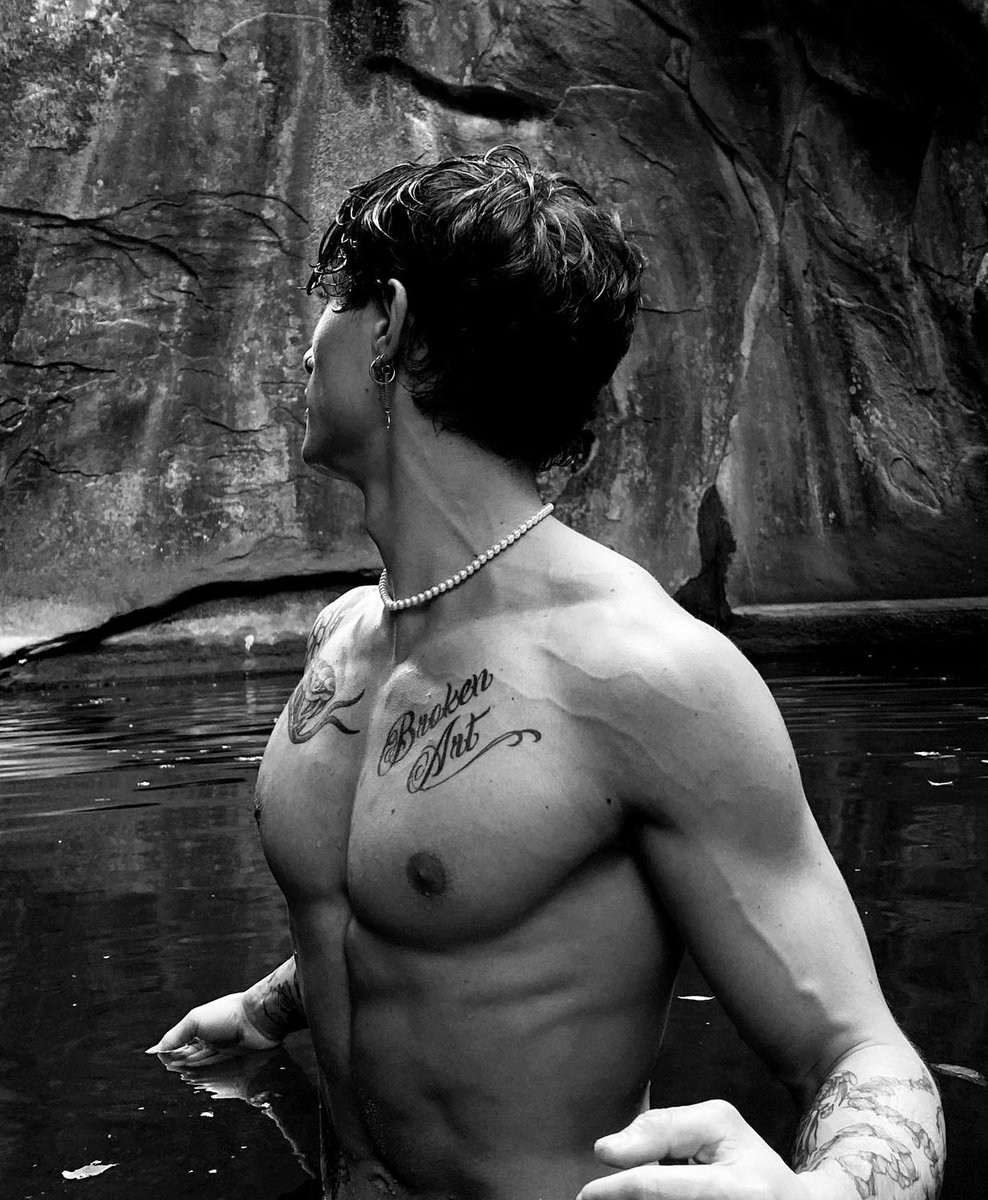 ᅠᅠᅠ

ᅠᅠᅠᅠᅠᅠ
                         
ᅠᅠᅠᅠᅠᅠ
ᅠᅠ                              
ᅠ
                            Seductive.