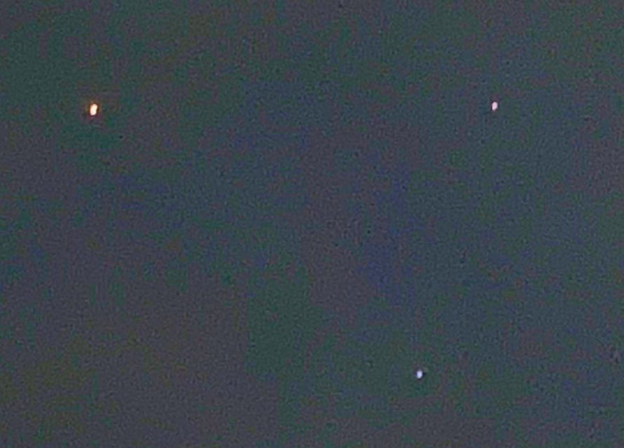 MisbaaChuhal's tweet image. It’s so clear now!!!

Left: The near-perfect triangle mapped in the #Pleiades and #Cydonia

Right: Perfect triangular formation in my photograph [verified by Judith as three Pleiadian craft], and a formation documented by others all over the world

Conclusion: All roads lead to