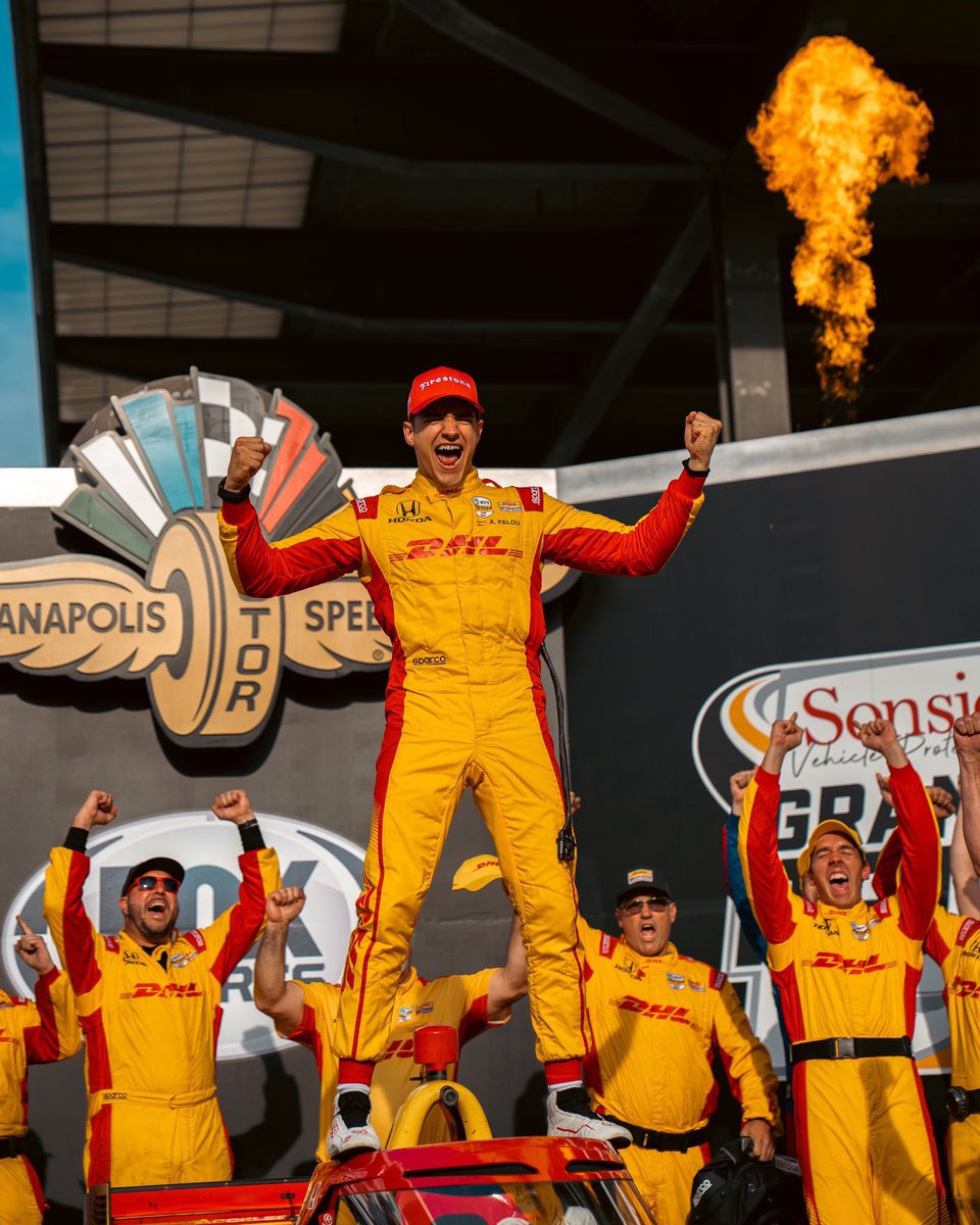 playdennn's tweet photo. ALEX PALOU GANA EN INDIANÁPOLIS.
El español se lleva la carrera de manera cómoda, tomó el liderato con 10 vueltas para el final y ya no lo soltó.
Pato O’Ward termina en 4° posición, el próximo año será. https://t.co/ambsKz2sT8