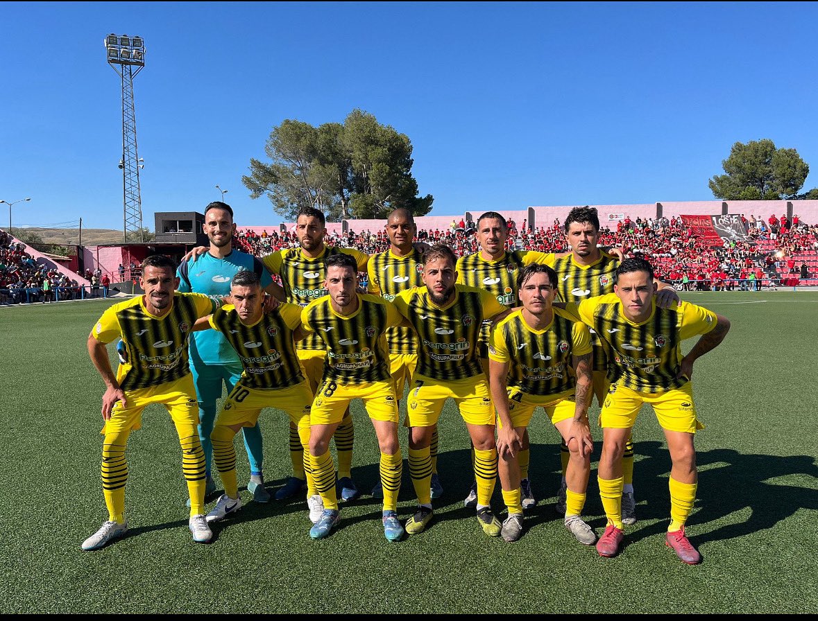 ¡Grande, Gonzalo!
Clasificado para la fase final regional del playoff de ascenso.
Trabajo, talento y corazón. ¡A por todas!

#playoffs #FútbolRegional #VamosGonzalo #AscensoEnJuego #2rfef
