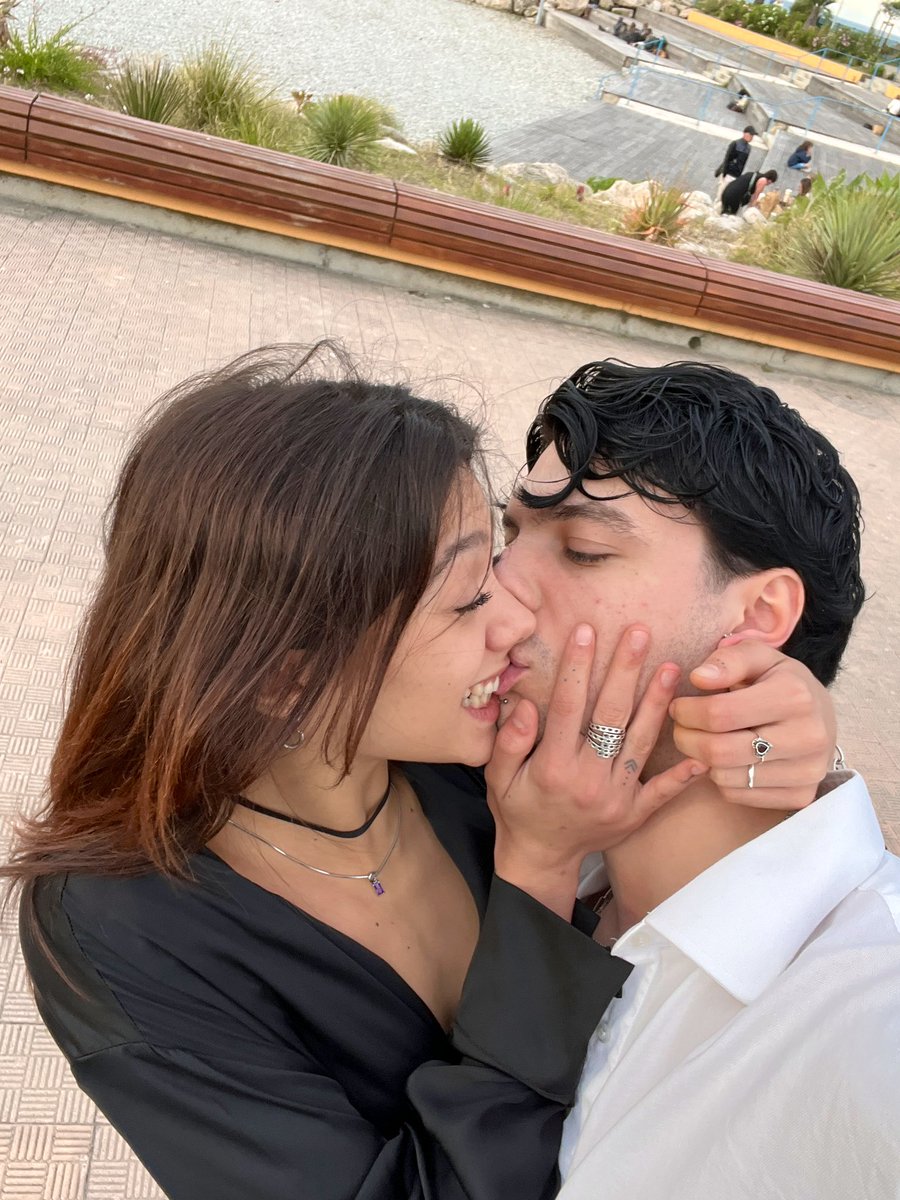 iampietrigno's tweet image. In Francia non c’è il Crispy McBacon