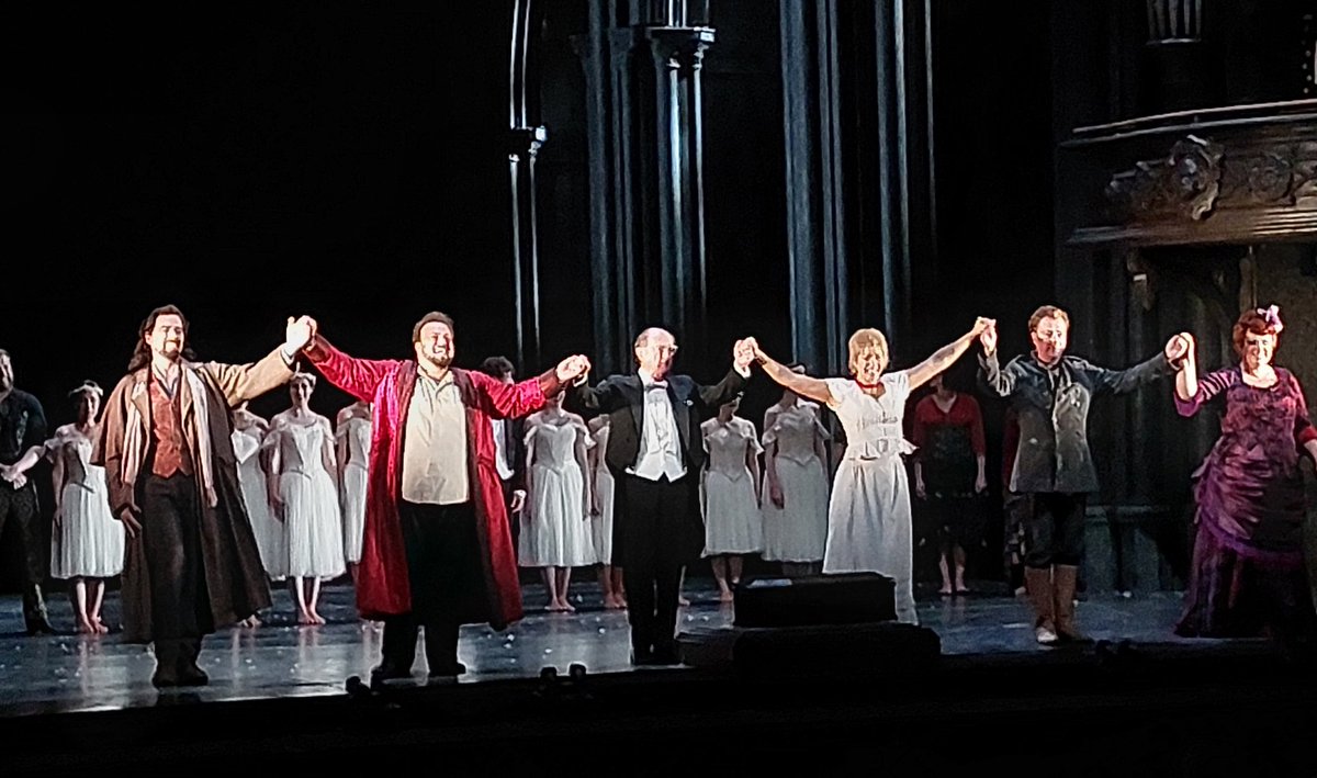Barenreiter (@baerenreiter) on Twitter photo Faust twice in two weeks! Firstly <a href="/operalille/">Opéra de Lille</a> - the 1859 first version rarely staged and tonight more standard fare at <a href="/rbo_org/">Royal Ballet and Opera</a>
Both thoroughly engaging and much to compare and contrast
At present I am Fausted-out - too much time in the company of the devil perhaps! Faust twice in two weeks! Firstly <a href="/operalille/">Opéra de Lille</a> - the 1859 first version rarely staged and tonight more standard fare at <a href="/rbo_org/">Royal Ballet and Opera</a>
Both thoroughly engaging and much to compare and contrast
At present I am Fausted-out - too much time in the company of the devil perhaps!