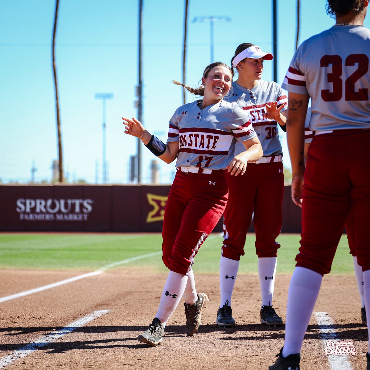 NMStateSoftball's tweet image. Please join us in wishing Faith Aragon a ๐๐ผ๐๐๐ ๐ฝ๐๐๐๐๐ฟ๐ผ๐ ๐
Hope you have a great day, 1๏ธโฃ7๏ธโฃ!
#AggieUp