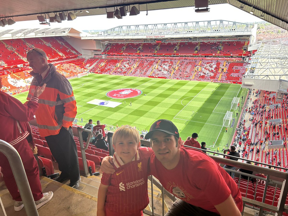 paulculvin's tweet photo. Champions mate 😍 https://t.co/6h5F37CJ8b