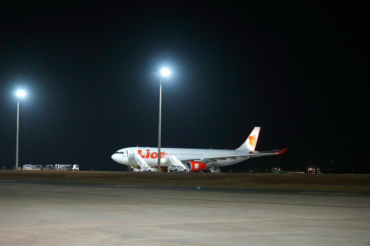 AIBD S.A au cœur de la cérémonie officielle du Hajj 2025 qui s’est tenue le samedi 24 mai à l’Aéroport international Blaise Diagne, marquant le départ du premier vol convoyé par la Délégation générale au pèlerinage aux Lieux saints de l’Islam (DGP). Sous l’impulsion du Directeur