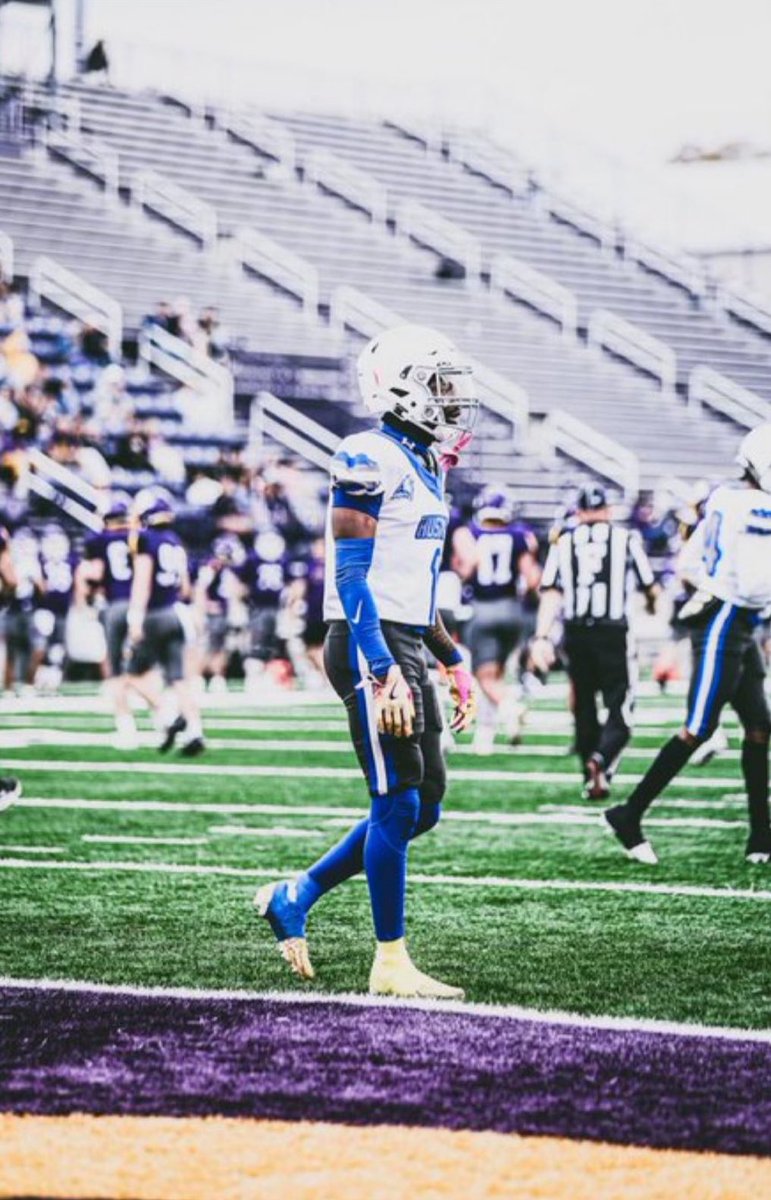 Larry Sparkman (@lsparky77) on Twitter photo After a good talk I am blessed to say I got my 4th offer from HH Prep Post Grad
Football Team
<a href="/HowardHuskies1/">HH Prep Post Grad Football Team</a> <a href="/BallCoachHP/">Recruiting 1-0-1</a> After a good talk I am blessed to say I got my 4th offer from HH Prep Post Grad
Football Team
<a href="/HowardHuskies1/">HH Prep Post Grad Football Team</a> <a href="/BallCoachHP/">Recruiting 1-0-1</a>