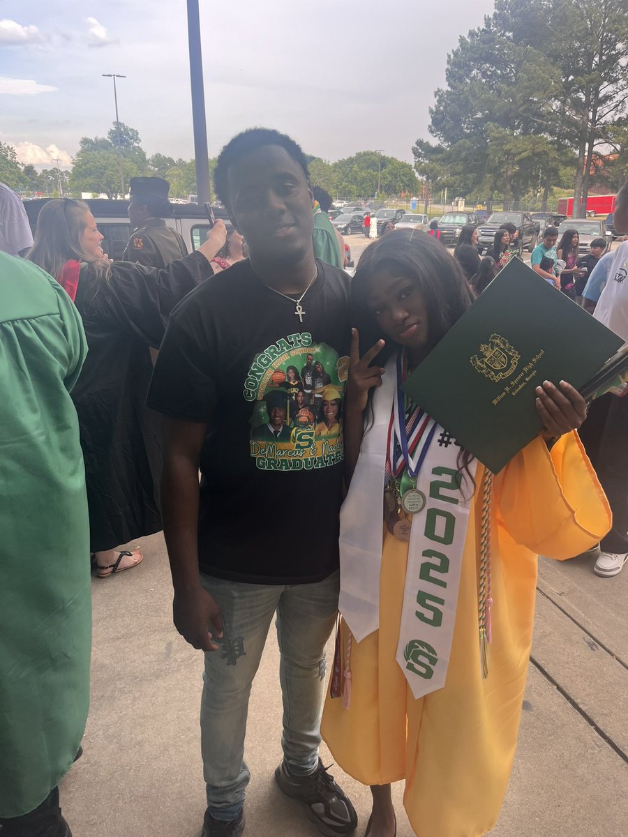 AGTG I’ve GRADUATED🙏🏾 … Onto BIGGER AND BETTER THINGS