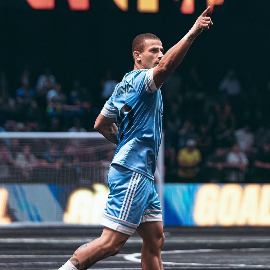 ArenaKingsBR's tweet image. 🚨 Brinquinho, draftado do Capim FC, será o Wildcard do JYNXZI FC no Mundial em Paris!
