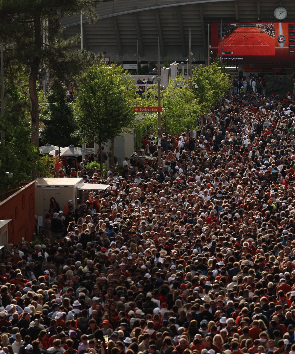 Everyone here for Rafa ❤️

<a href="/rolandgarros/">Roland-Garros</a> | #rolandgarros