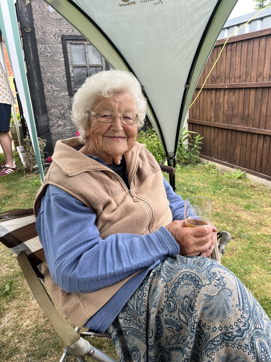 Victoria Boardman tweet media