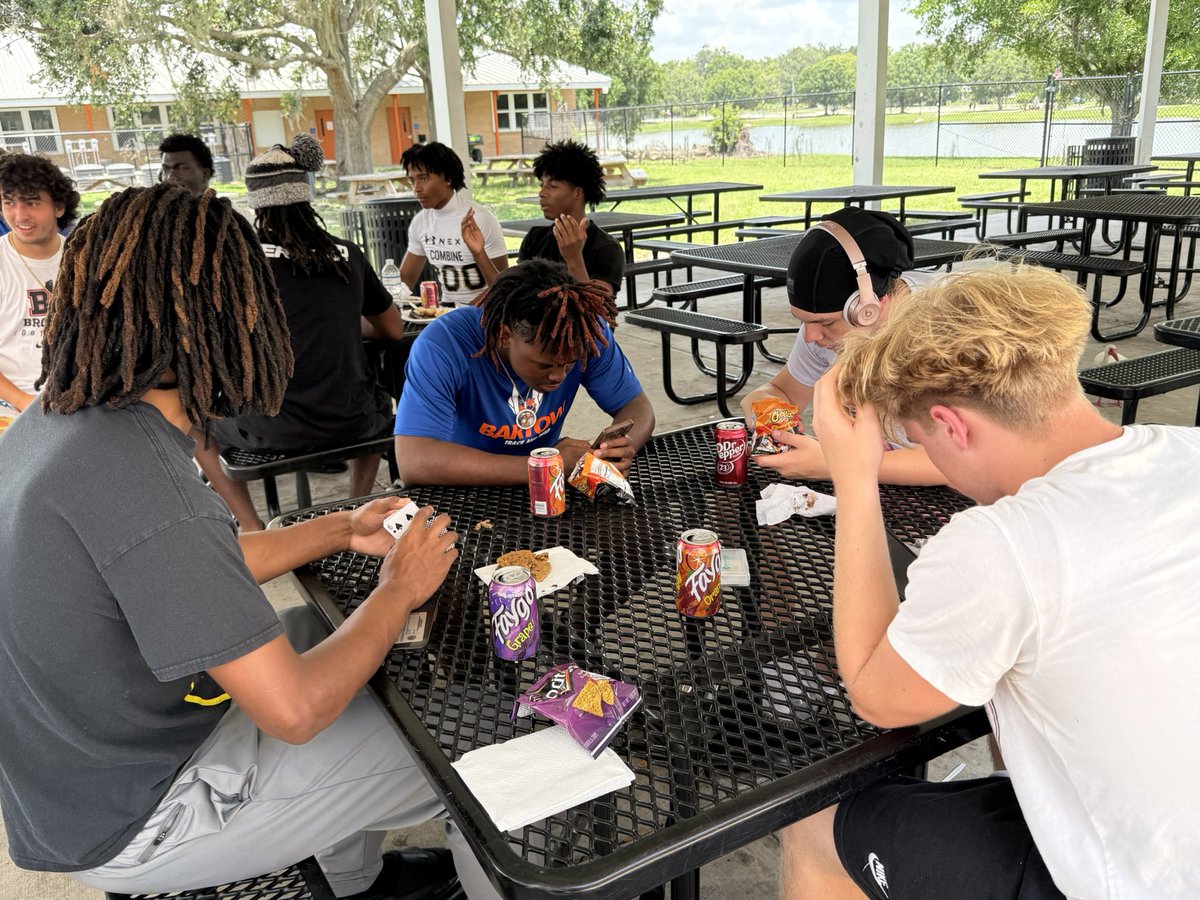 Grady Morrell "Coach G" (@gradymorrell) on Twitter photo From the Bartow Football Family,
Happy Memorial weekend! Great way to finish spring ball with some BBQ and fellowship 🙏🏾🟠🔵
<a href="/BartowBoosters/">BHS Athletic Boosters</a> <a href="/BartowAthletic/">Bartow Athletics</a> <a href="/BartowBasketbal/">BartowBasketball</a>
#TowWay #HumbleandHungry
#AirTow From the Bartow Football Family,
Happy Memorial weekend! Great way to finish spring ball with some BBQ and fellowship 🙏🏾🟠🔵
<a href="/BartowBoosters/">BHS Athletic Boosters</a> <a href="/BartowAthletic/">Bartow Athletics</a> <a href="/BartowBasketbal/">BartowBasketball</a>
#TowWay #HumbleandHungry
#AirTow
