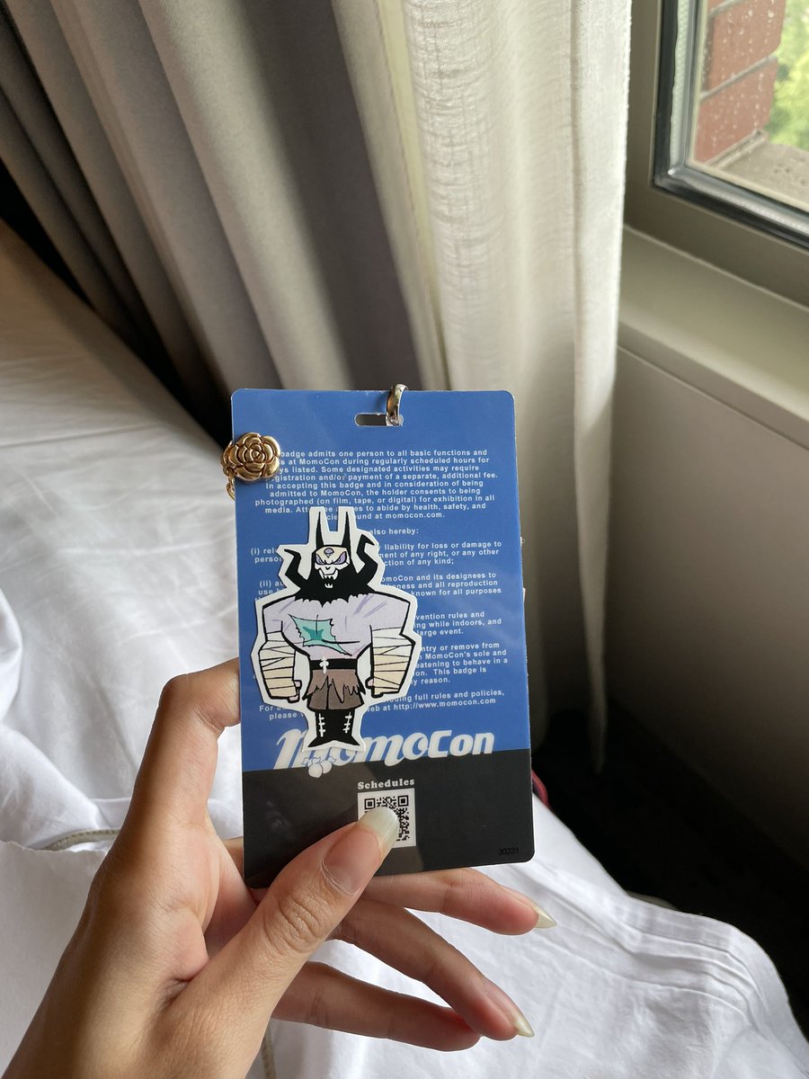 AlexTheAppleKid's tweet photo. Amazing to have gotten to meet all of you (@BeepersVT @skullvolver  @HeavenlyyFather ) at momo this year!!! Lads are memorialized on my 2025 badge!!! Used my power of creation to draw beepers and skull (i completely forgot to take a pic of what i drew for skull) https://t.co/8mNVRRsEjj