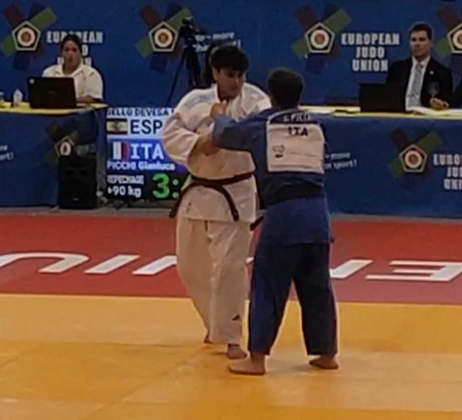 🏆Copa Europa s18 Portugal 31 maio 

Mateo Bello +90 kg sen medalla tras perder co campión do torneo, o judoka de Kazajistán e na repesca vs o italiano, bronce no campionato, mais 💪💪