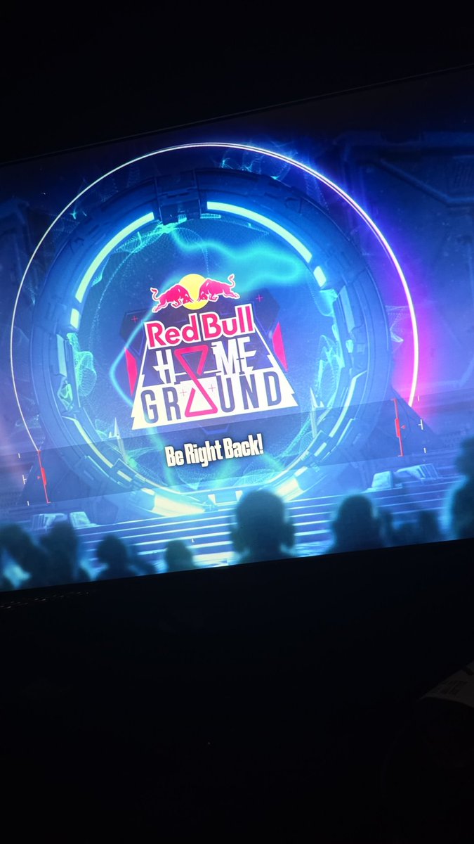 We are live! If you haven't already tune in! 

twitch.tv/dreamhack