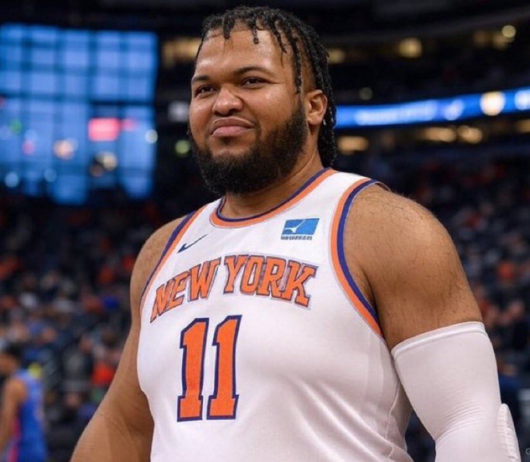 The New York Knicks were +12 with Jalen Brunson on the bench in game 3 😭😭