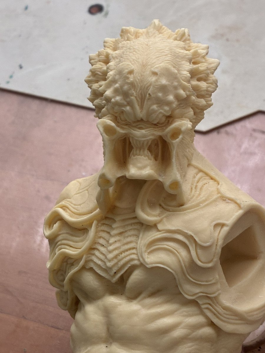 puchipredator's tweet image. 今回は
お声をかけてもらってるので
めちゃくちゃ久しぶりに
プレデターを作ろうと思いガサガサ…。
時間をかけて、
ラピュタとプレデターを作ろうと思います。
ナリンのプレデターは
デザイン、顔がいいな