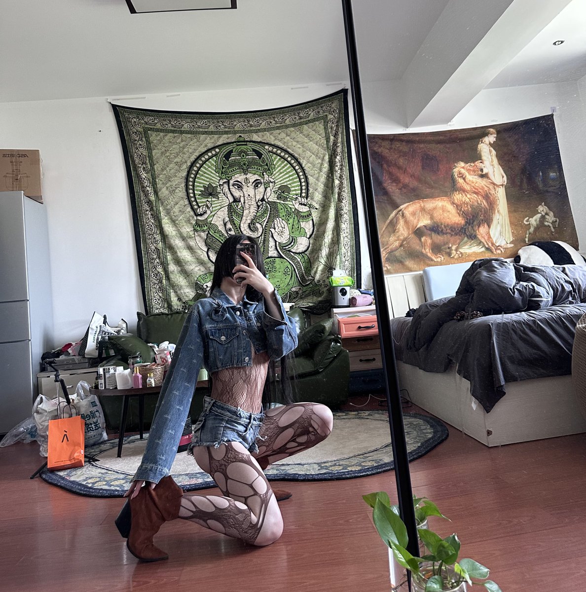 哈哈
牛仔🤠帅不帅