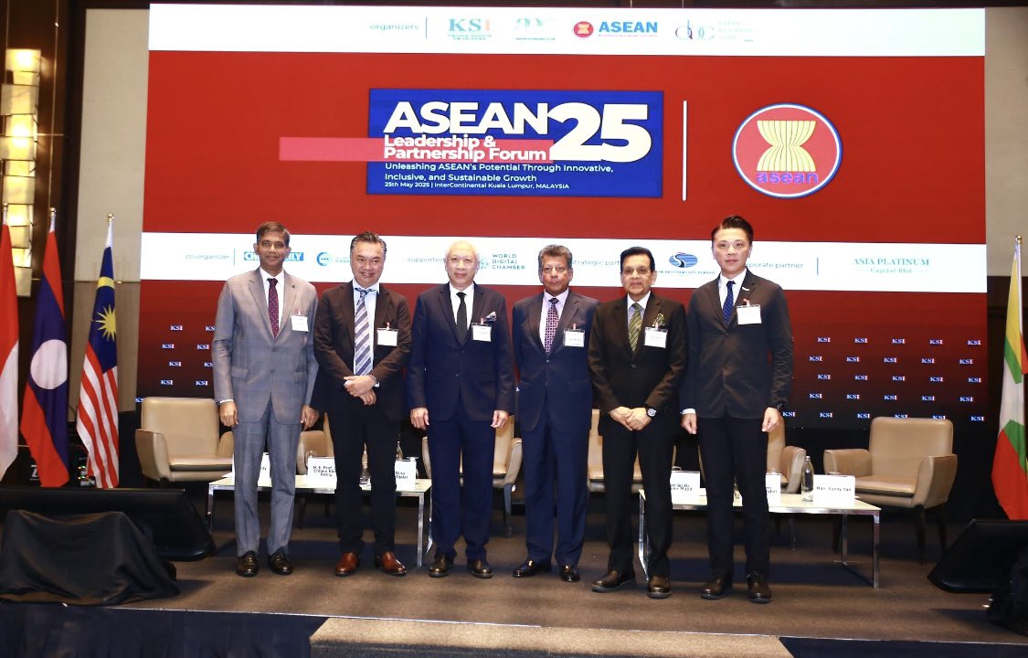 Dr. Rajeev Singh (@rajeevstyagi) on Twitter photo <a href="/ICC_Chamber/">Indian Chamber of Commerce</a> <a href="/ASEAN/">ASEAN</a> IHC Mr. Reddy at Opening Session of ASEAN Business summit placing India’s view brilliantly. <a href="/hcikl/">India in Malaysia</a> <a href="/ICC_Chamber/">Indian Chamber of Commerce</a> <a href="/IndianDiplomacy/">Indian Diplomacy</a> <a href="/ICC_Chamber/">Indian Chamber of Commerce</a> <a href="/ASEAN/">ASEAN</a> IHC Mr. Reddy at Opening Session of ASEAN Business summit placing India’s view brilliantly. <a href="/hcikl/">India in Malaysia</a> <a href="/ICC_Chamber/">Indian Chamber of Commerce</a> <a href="/IndianDiplomacy/">Indian Diplomacy</a>