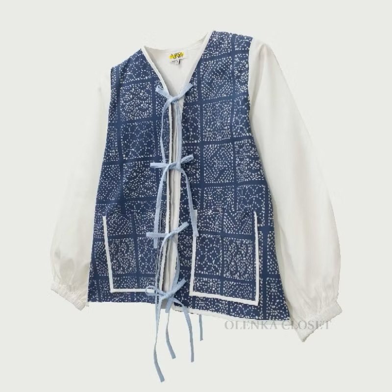 randomsidez's tweet image. Ngantor? Nongkrong? Ngonten?
Batik ini jawabannya 🤌
Style-nya chill, look-nya classy
Anti ribet, tinggal throw on langsung auto stand out!