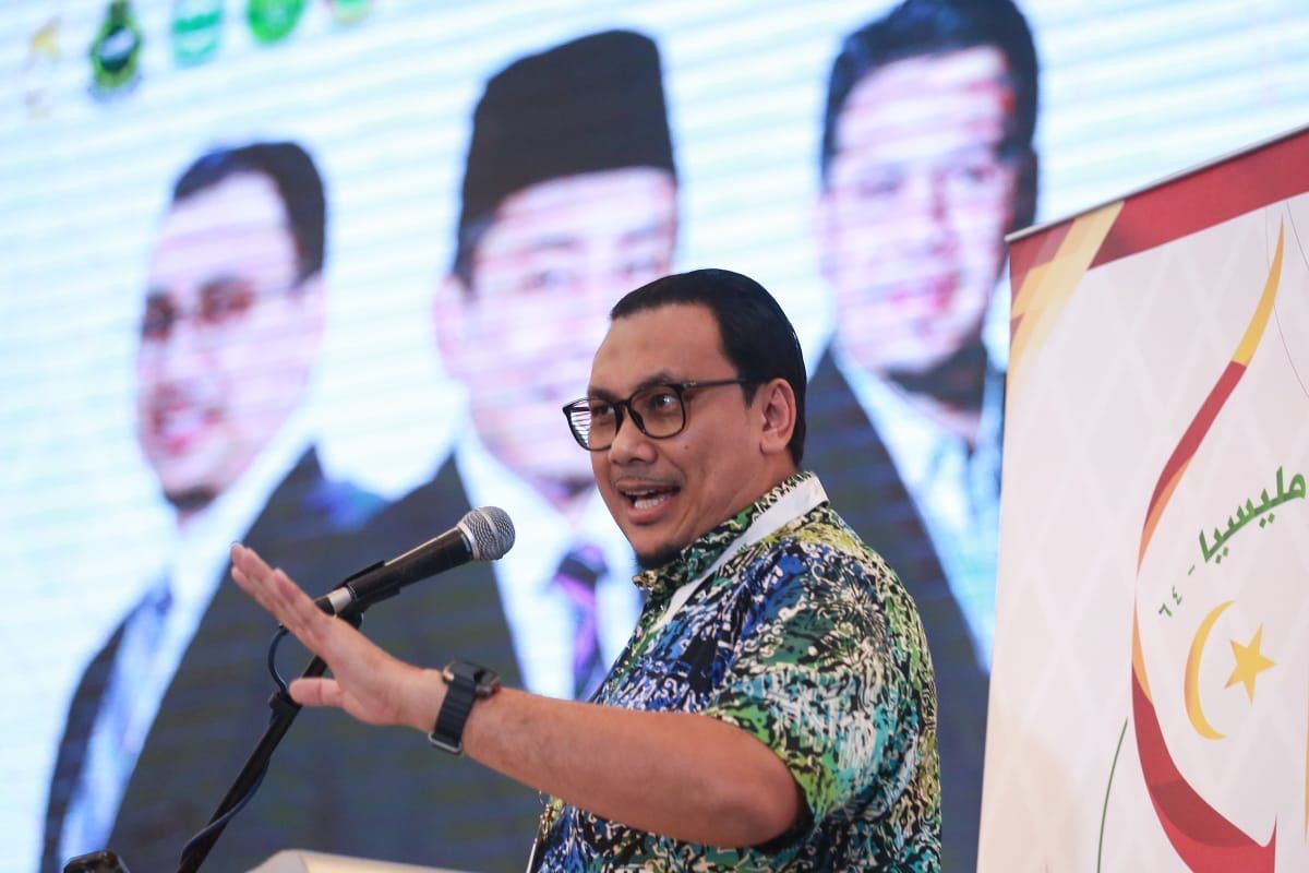 Pemuda PAS disaran teroka pasaran Jeli Kelapa.

“Nampak produk ni makin tular di media sosial,” ujarnya setelah merasmikan kursus wiring di sini.