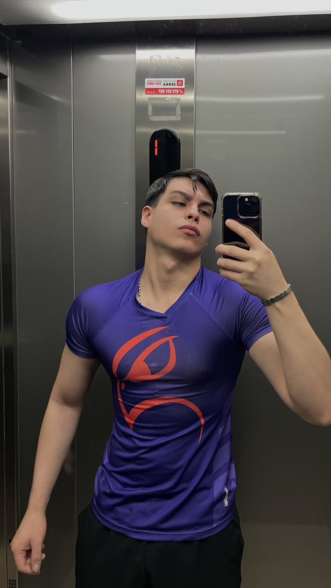 ssebas____'s tweet photo. 😈😛 https://t.co/r3t6zZKPmZ