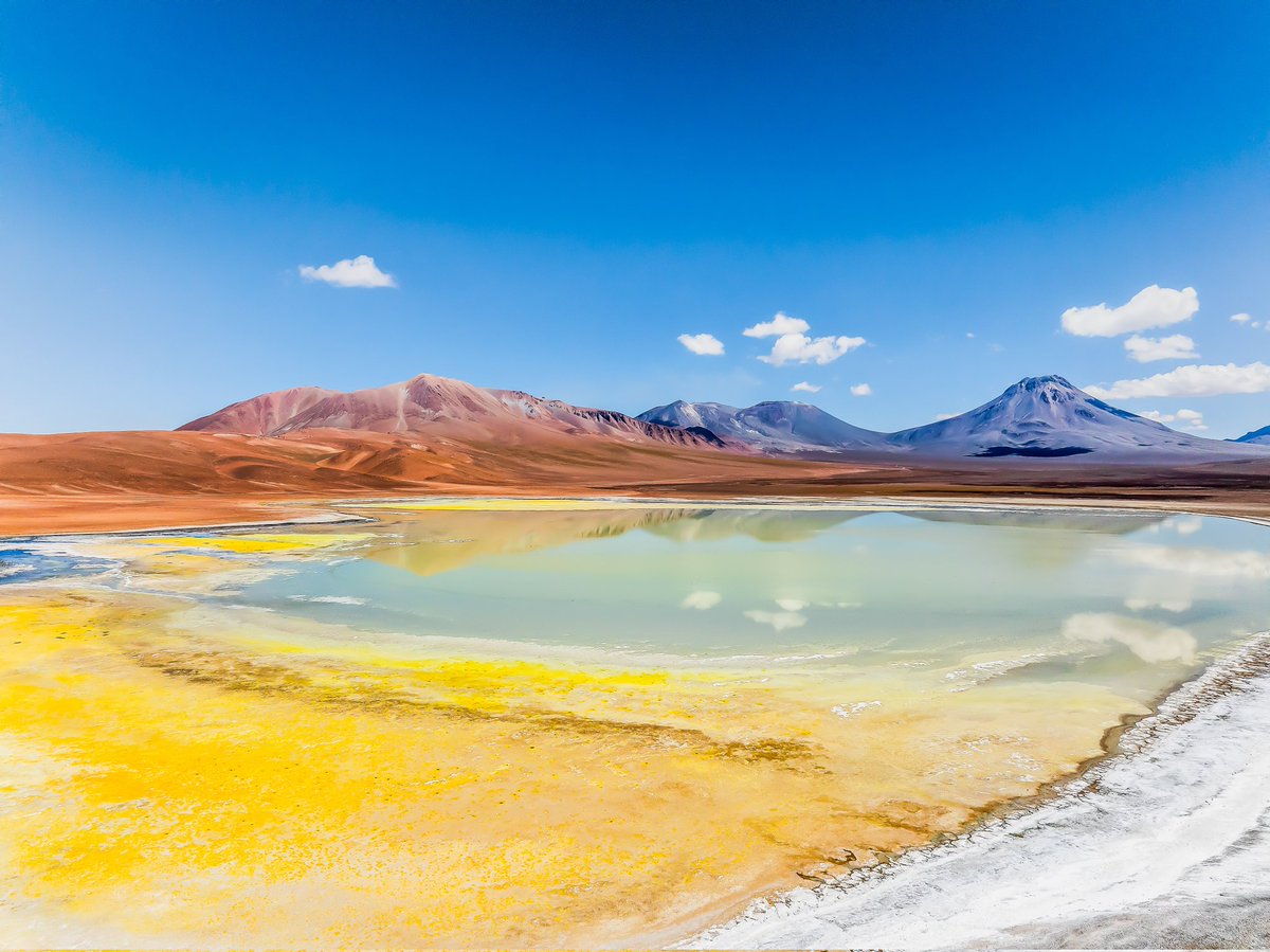 Laguna Lejía, altiplano región de Antofagasta  🧡🩷🌋 #DiaDeLosPatrimonios
📷 <a href="/r_maluenda/">Rodrigo 🌳</a>