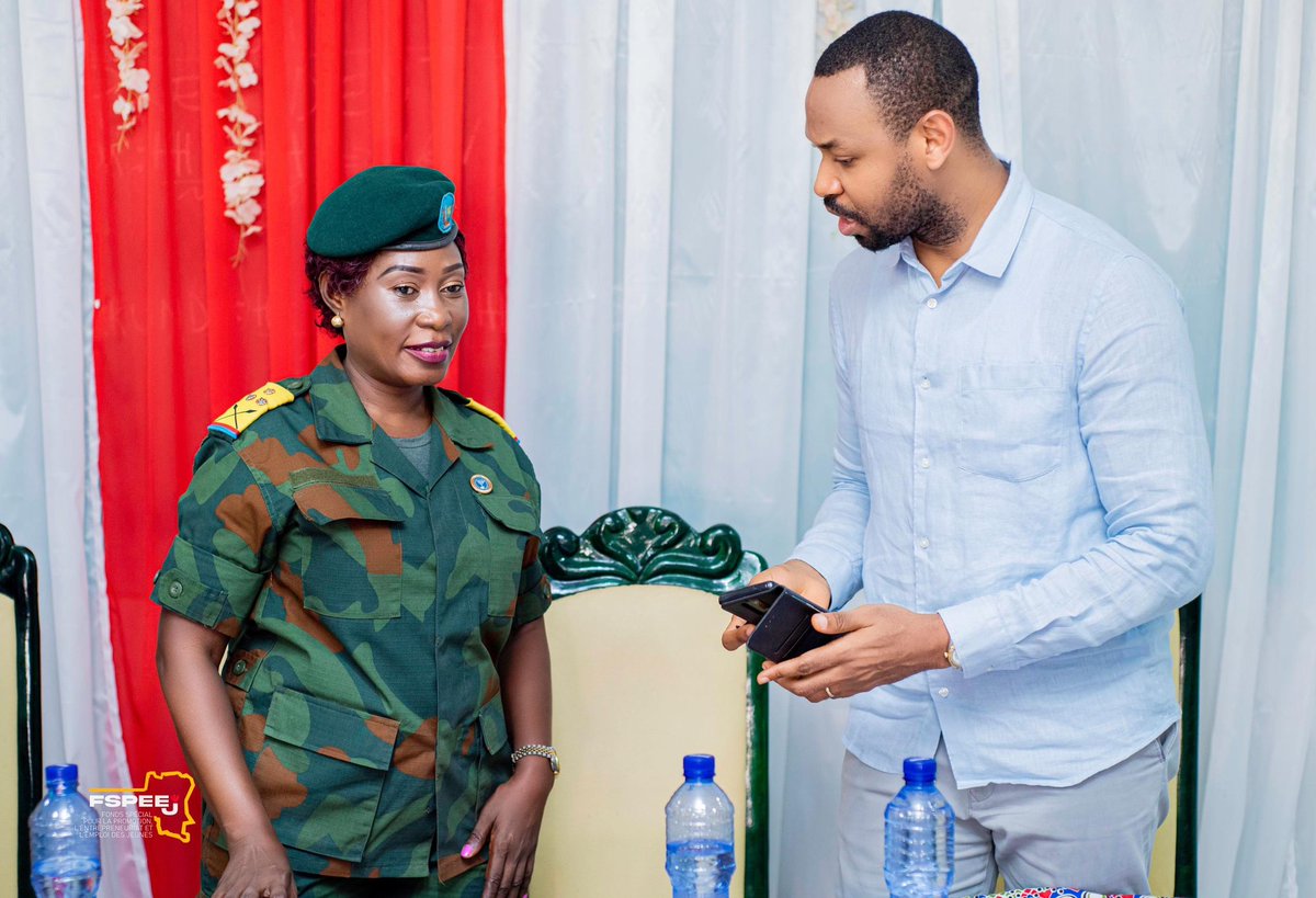 EbenKaposa's tweet photo. J’ai eu l’honneur de participer à Talitha – 1ère édition, une conférence qui redonne du souffle à toute une génération.
Des échanges riches, une énergie contagieuse.
Au côté du dg joseph Mbuyi FSPEEJ et d'autres panelistes percutants
#Talitha2025 #JeunesseEngagée #Excellence https://t.co/6o6cCFhQQg