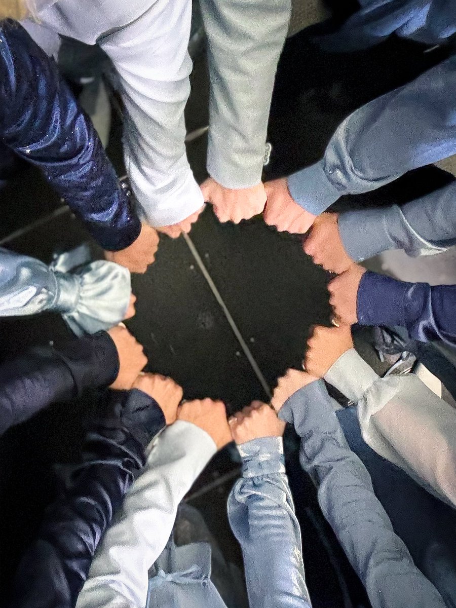 intojuncheol's tweet photo. through everything, you’re the one i always come home to @pledis_17.

happy 10th, my dearest thirteen!!

#HAPPY_SVT_DAY
#SVT_10th_Anniversary
#10Years_with_CARAT https://t.co/YXZWuBDg9o