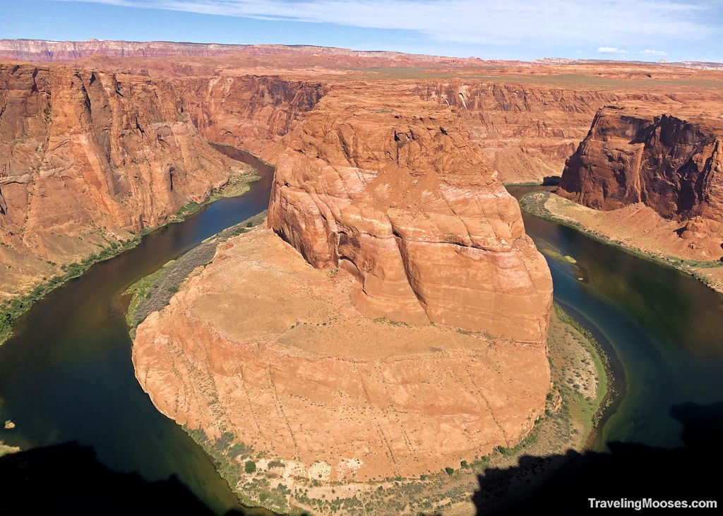 TravelingMooses's tweet photo. We spent 4 days in Page, AZ—kayaking Horseshoe Bend, hiking Glen Canyon, and chasing slot canyon light beams.
Here's what we did, what we'd next time, and what you should plan:
 https://t.co/JZiD1FZyYx
#travel #itinerary #PageAZ https://t.co/Aip6eZipth
