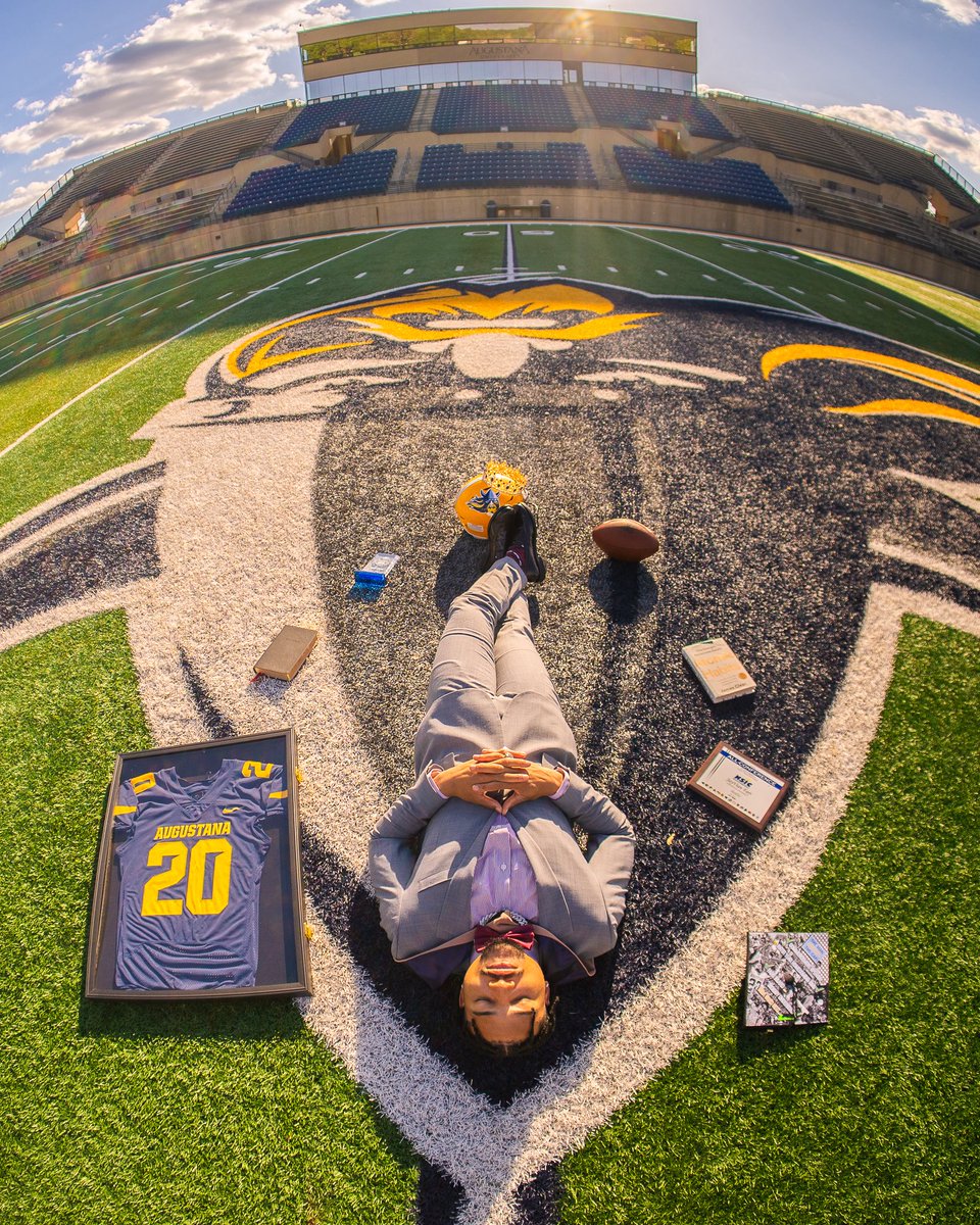 JayVían Farr☔️ tweet media