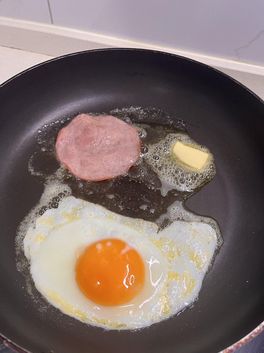 Make it yourself~ enjoy the joy of breakfast.
It’s a new beginning today—let’s go! 💪✨