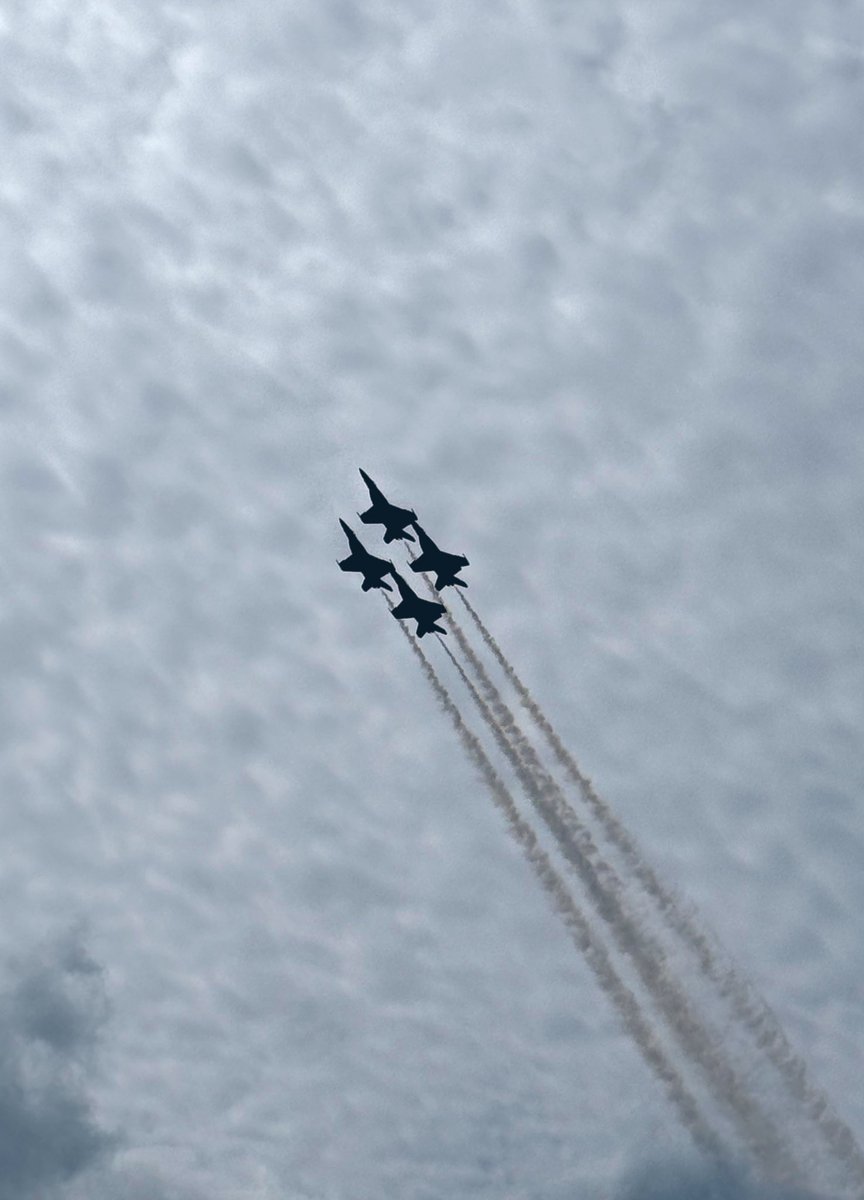 iafflocal4838's tweet photo. Day 3 &amp; Final Day of the @FlyHIA AirShow! The @BlueAngels and guests performed for another sold out crowd!! #local4838 was fully staffed again staffing all 3 crash trucks, the boat, mini-pumper, rescue and 2 UTVs (12 personnel).

#local4838 #hiafd #fewprotectingmany #arff #ppffa https://t.co/XgxMrWMAaZ