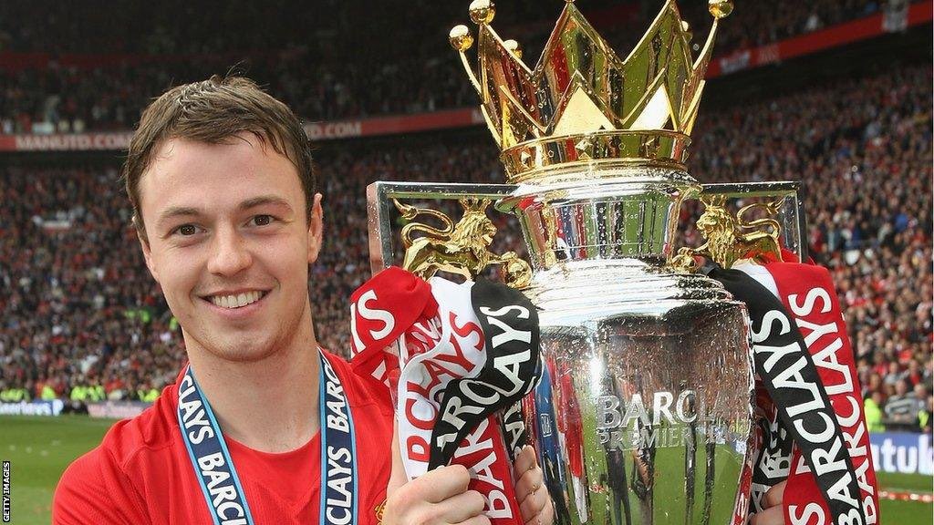 3x Premier League Champion
1x Champions League Winner
1x FA Cup Winner
2x League Cup Winner

🏆