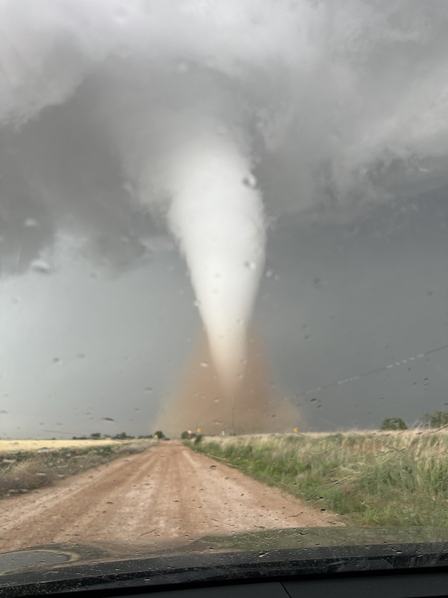 Quincy Vagell (@stormchaserq) on Twitter photo Significant tornado in progress near Floyd, NM. More footage to come at higher resolution <a href="/NWSAlbuquerque/">NWS Albuquerque</a> Significant tornado in progress near Floyd, NM. More footage to come at higher resolution <a href="/NWSAlbuquerque/">NWS Albuquerque</a>