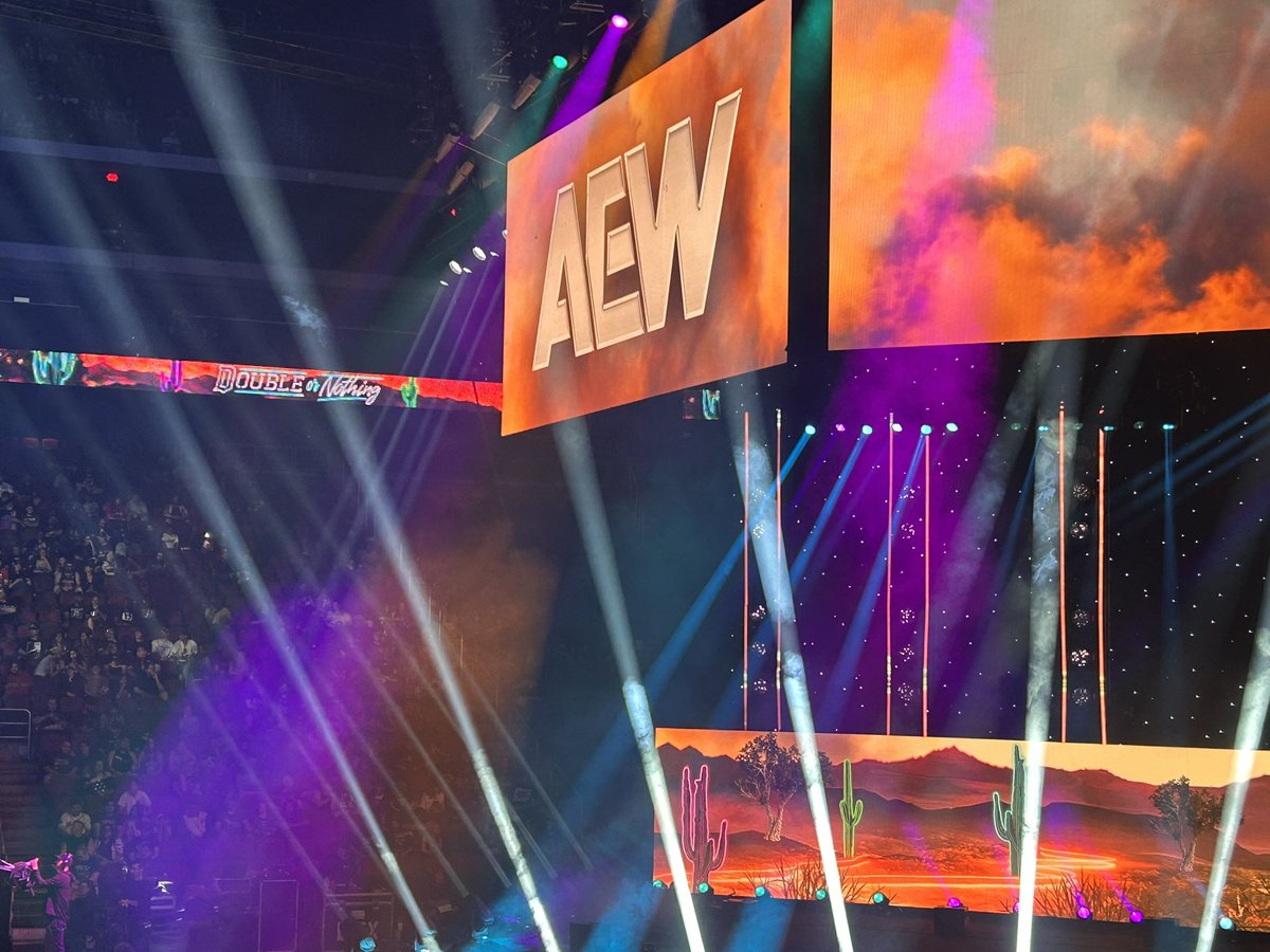 GregHall26's tweet image. You may ask yourself, how did I get here? #AewDoubleOrNothing