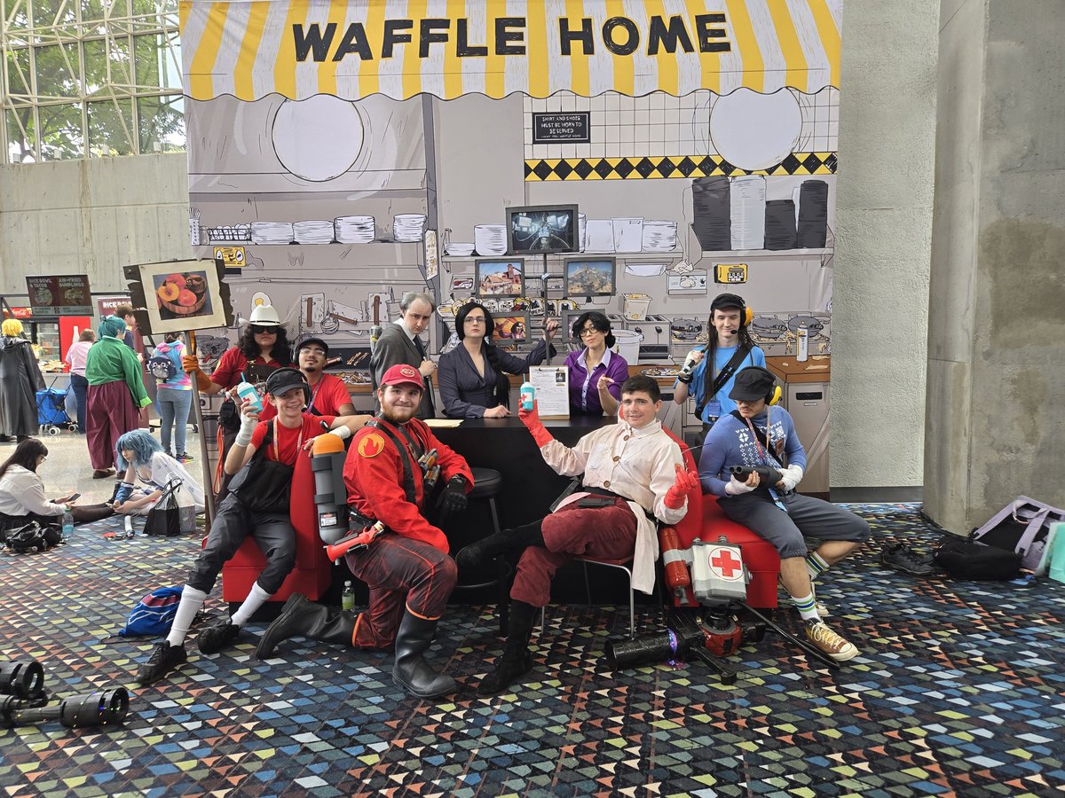 manncosplay's tweet image. Thank you everyone for one of the best weekends us at Mann Co could have hoped for. Here's to #MomoCon2025